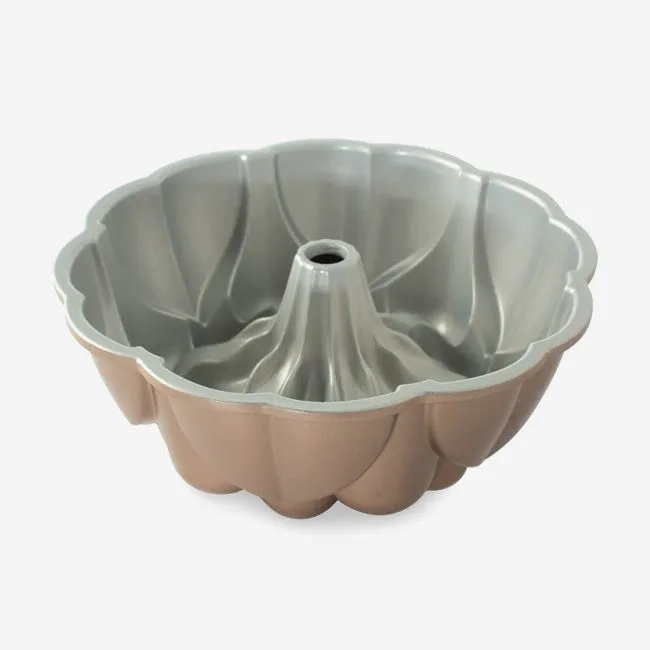 Nordicware | Magnolia 10-cup Bundt Cake Pan