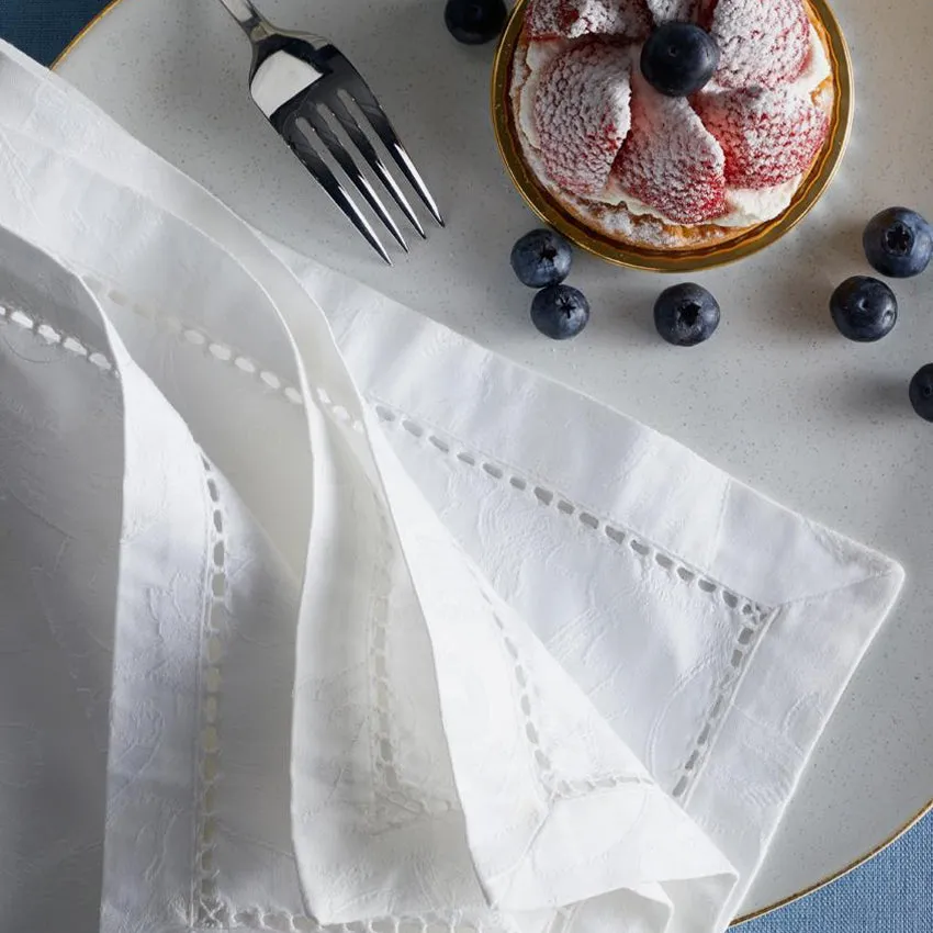 Sferra | Set of 4 Acanthus Dinner Napkins